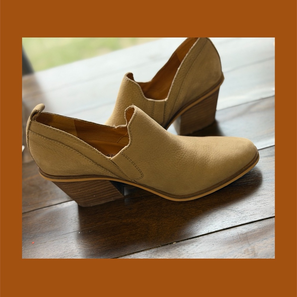 Lucky Brand Venna Leather Ankle Booties Tan Western Block Heel Size 7.5 - Picture 2 of 7